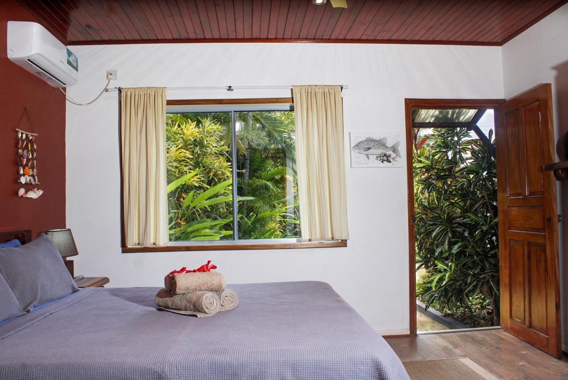 באיה סיינטה אנה Nid'Aigle Lodge מראה חיצוני תמונה