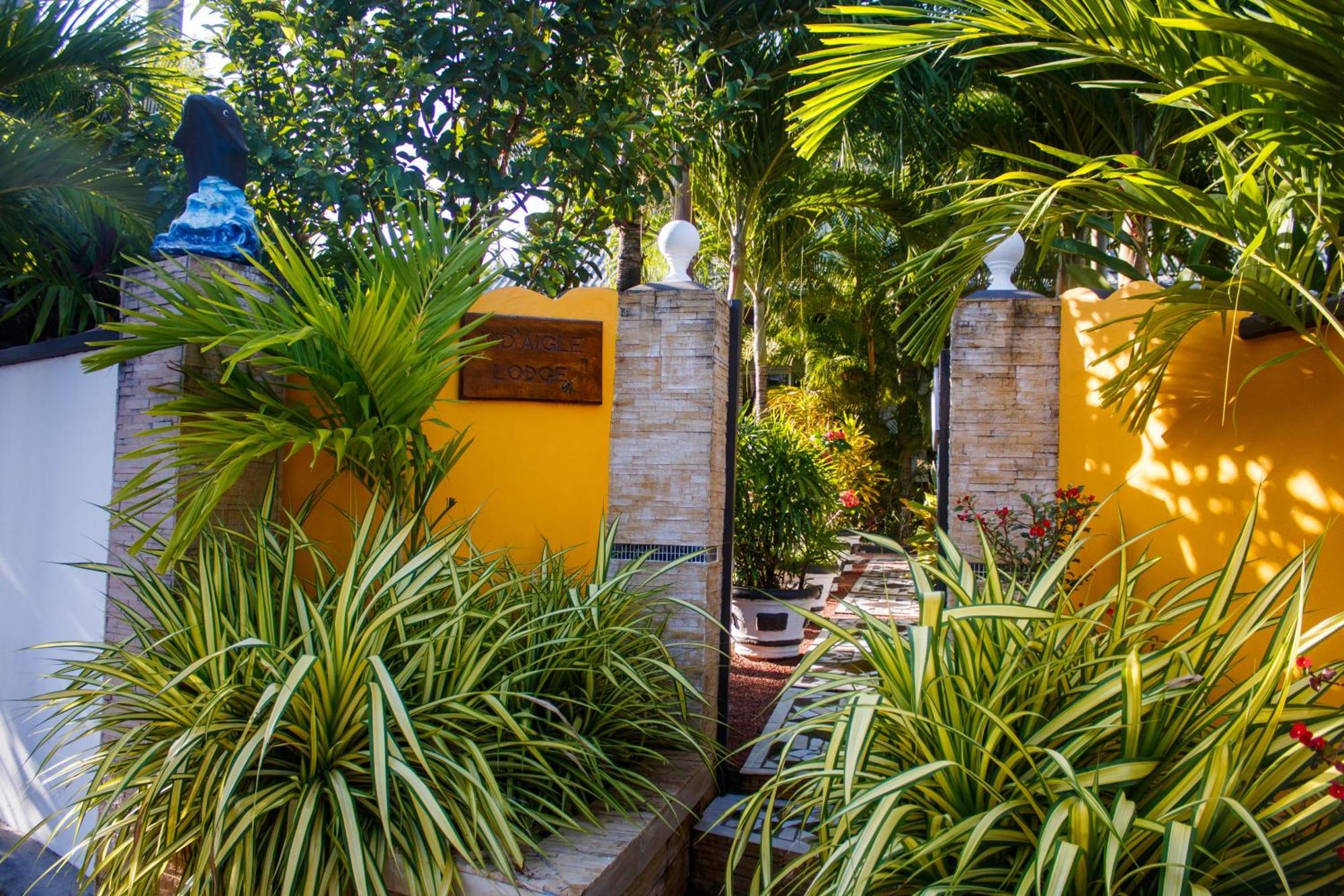 באיה סיינטה אנה Nid'Aigle Lodge מראה חיצוני תמונה