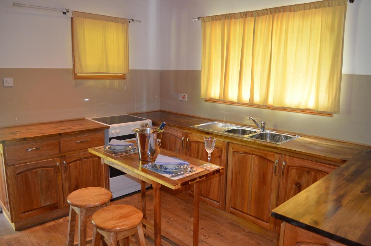 באיה סיינטה אנה Nid'Aigle Lodge מראה חיצוני תמונה